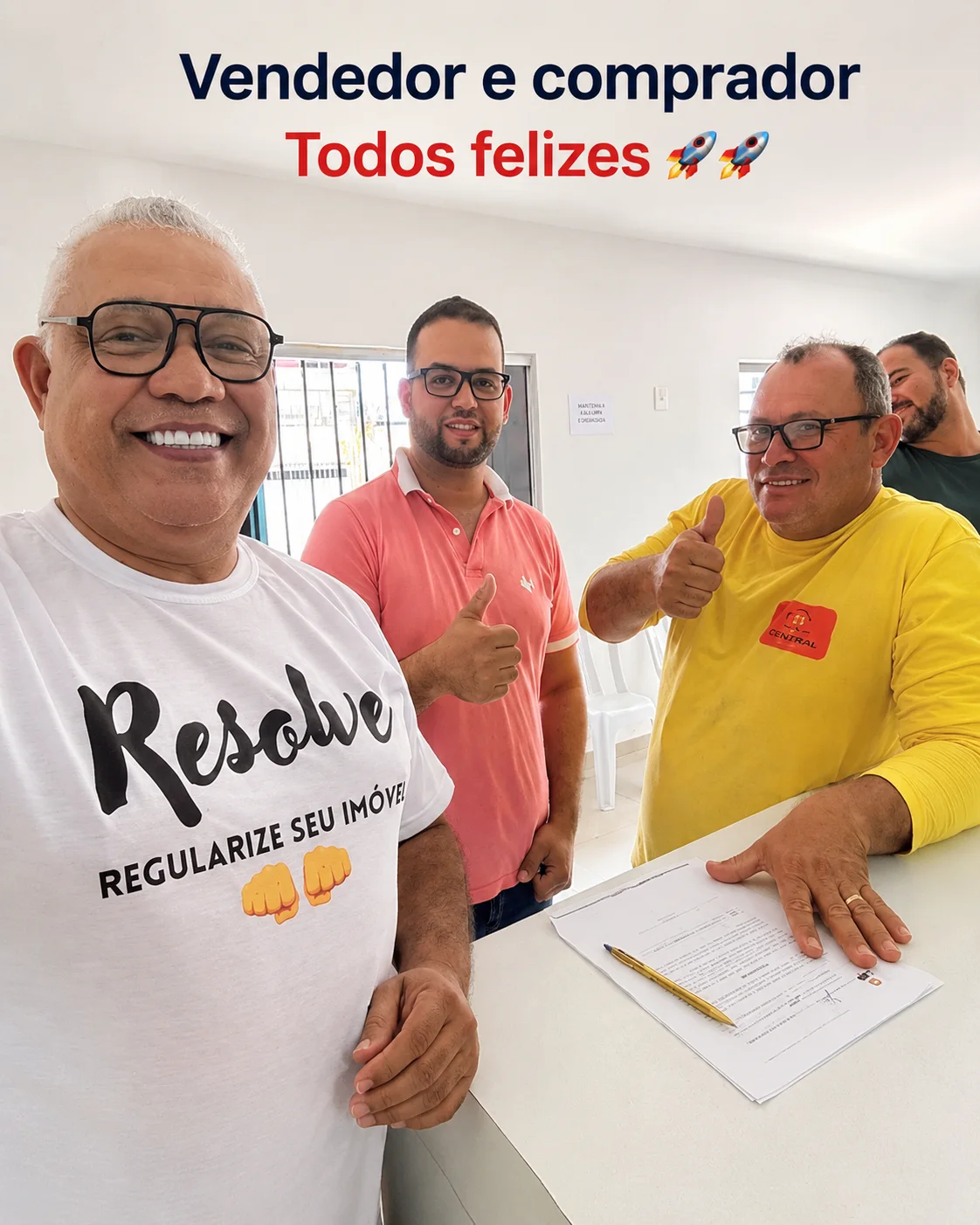 Comprador e vendedor atendidos